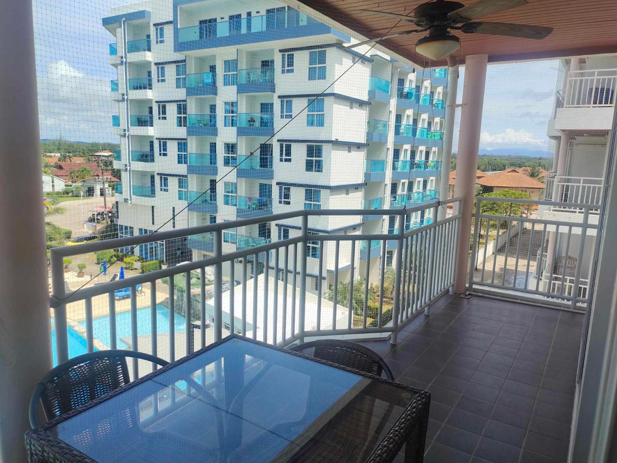 Grandbeach Condo By Malai Rayong Exterior foto