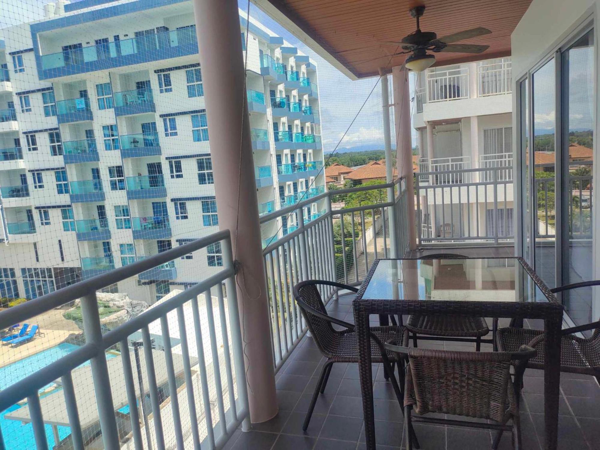 Grandbeach Condo By Malai Rayong Exterior foto