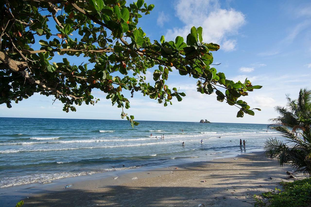 Grandbeach Condo By Malai Rayong Exterior foto